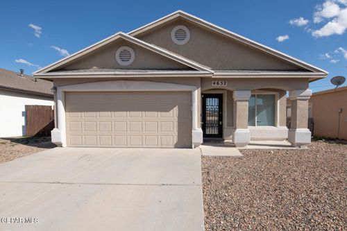 4652 Lorenzo Ponce Dr, El Paso, TX, 79938-4395 | Card Image