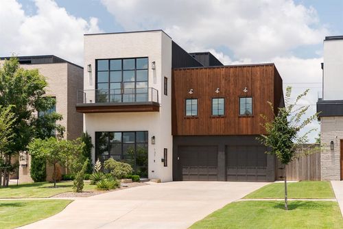 137 Ne 14th St, Oklahoma City, OK, 73104-1203 | Card Image