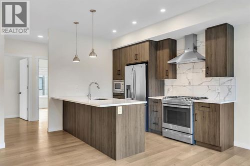 514 Greenbriar Common Nw, Calgary, AB, T3B6J3 | Card Image