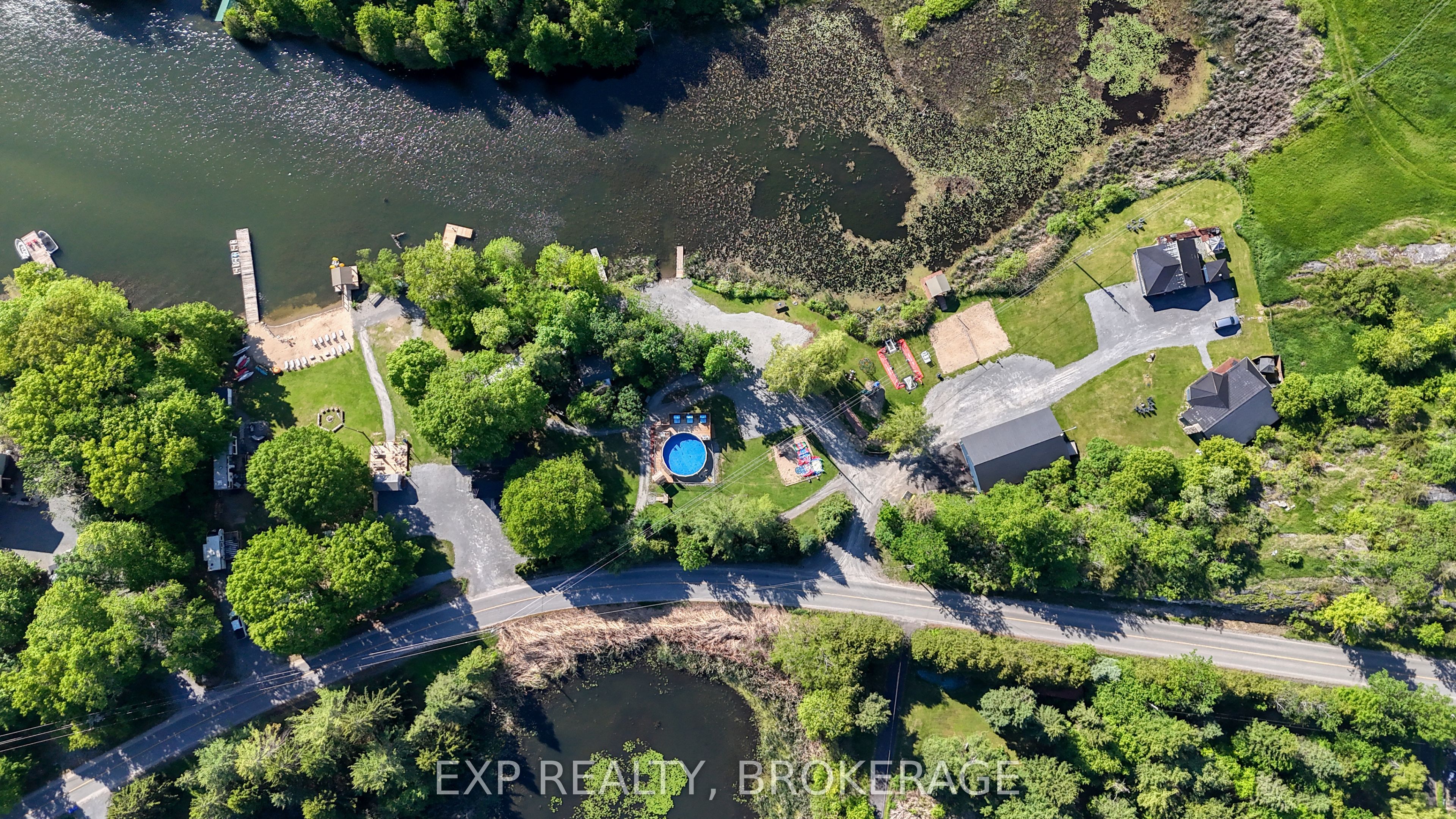Residential in Frontenac 2