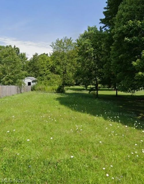 6266 Fairview Road, Youngstown, OH, 44515 | Card Image