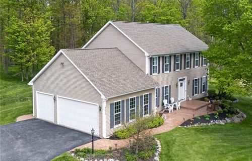 5030 W Ridge Run, Canandaigua, NY, 14424-2736 | Card Image