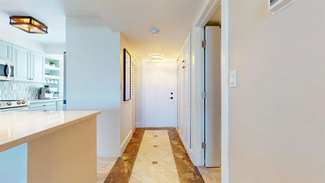 APT-206 - 10600 S Ocean Dr, Condo with 1 bedrooms, 2 bathrooms and null parking in Jensen Beach FL | Image 5
