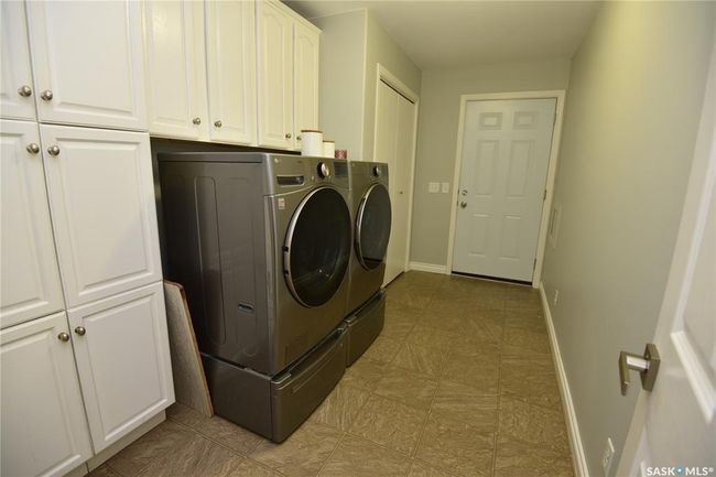 113 6 Th St E, House other with 5 bedrooms, 2 bathrooms and 4 parking in Nipawin SK | Image 14