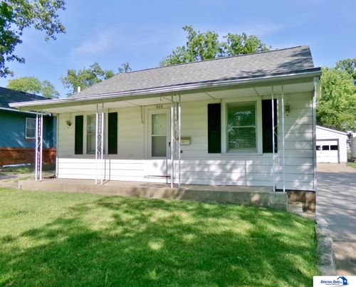 1322 N 9th St, Beatrice, NE, 68310-2044 | Card Image