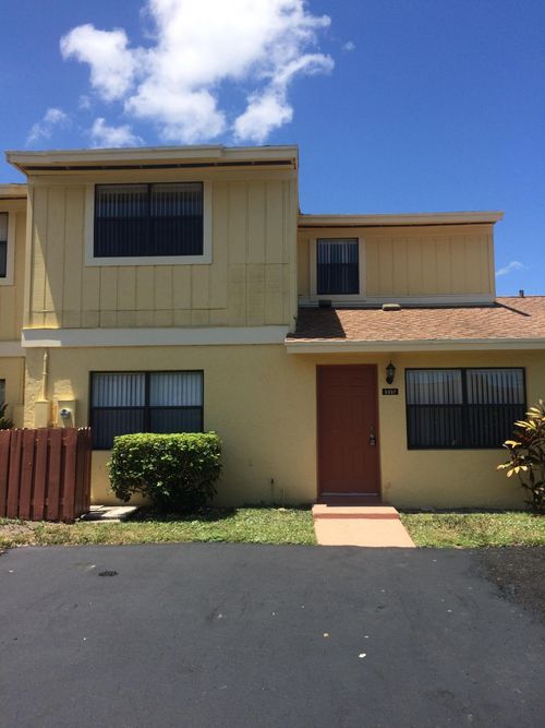 5337 Jog Ln, Delray Beach, FL, 33484-6624 | Card Image