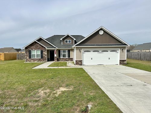 144 Prelude Dr, Richlands, NC, 28574-8476 | Card Image