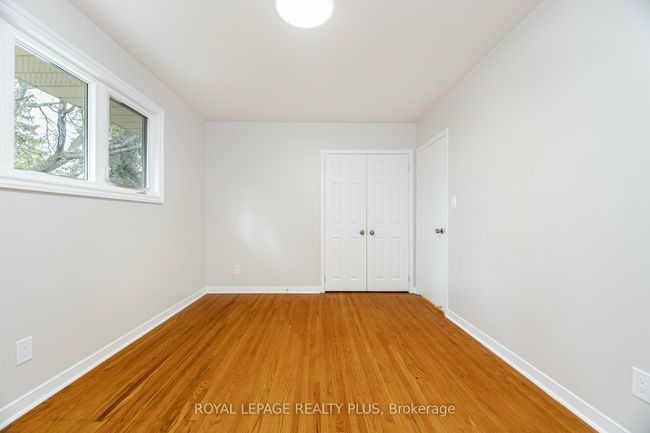 334 Oakwood Dr, House other with 3 bedrooms, 3 bathrooms and 2 parking in Burlington ON | Image 18