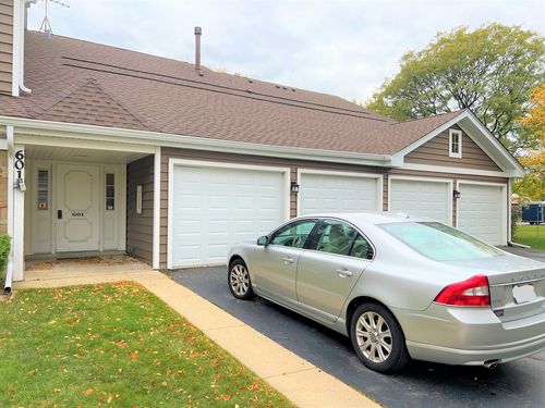 z1-601 Hanover Ct, Schaumburg, IL, 60194-5136 | Card Image