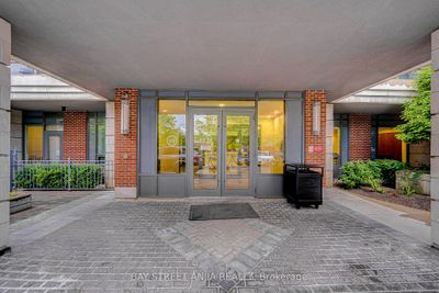 PH15 - 8228 Birchmount Rd, Condo with 2 bedrooms, 1 bathrooms and 2 parking in Markham ON | Image 2