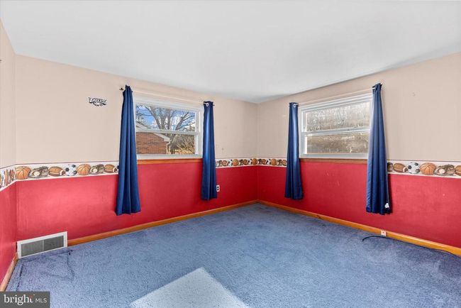 147 S 7 Th St, House other with 3 bedrooms, 1 bathrooms and null parking in MOUNT WOLF PA | Image 12