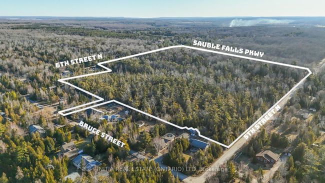 450 Sauble Falls Pky, Home with 0 bedrooms, 0 bathrooms and null parking in Sauble Beach ON | Image 5