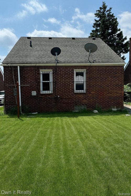 3191 Outer Dr, Detroit, MI, 48234-2468 | Card Image