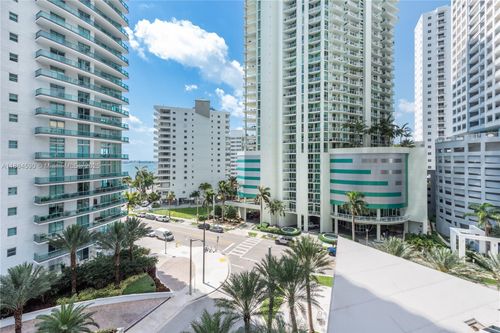 806-1300 Brickell Bay Dr, Miami, FL, 33131-3382 | Card Image