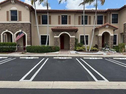 648-648 Se 32nd Ave, Homestead, FL, 33033-7247 | Card Image