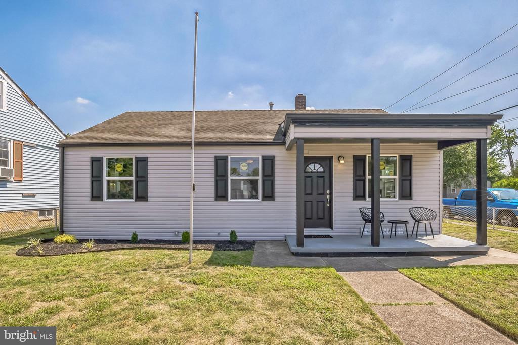 Mansion Ave, West Deptford, NJ 08086