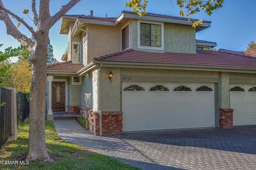 29712 Strawberry Hill Dr, Agoura Hills, CA, 91301-4007 | Card Image