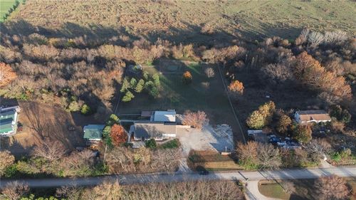 31731 Lookout Rd, Paola, KS, 66071-4902 | Card Image