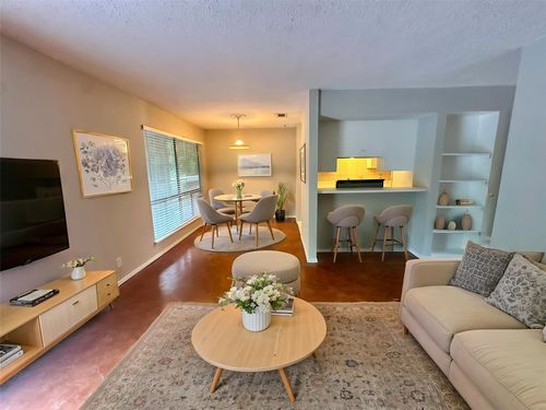 211-500 E Riverside Dr, Austin, TX, 78704-1342 | Card Image
