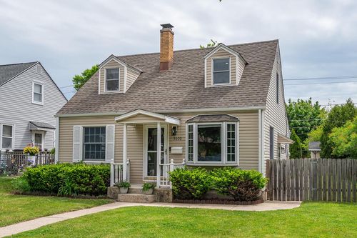 3600 N 100th Street, Milwaukee, WI, 53222 | Card Image