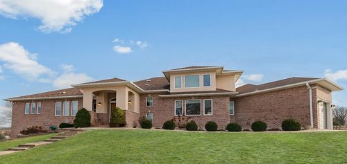 14481 Berglund Rd, PECATONICA, IL, 61063-9558 | Card Image