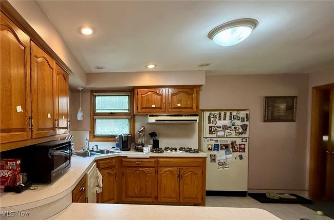 1525 Bellvue Dr, House other with 3 bedrooms, 2 bathrooms and null parking in Niles OH | Image 7