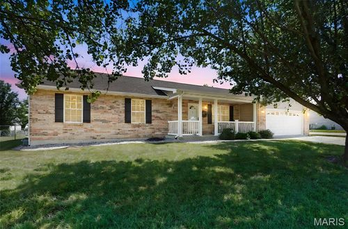 1523 Bishop Dr, Troy, MO, 63379-3343 | Card Image