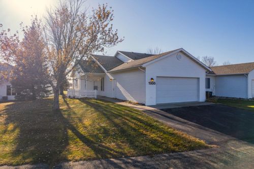 1986 Long Bridge Rd, Detroit Lakes, MN, 56501-4900 | Card Image