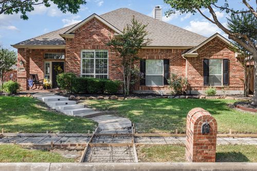 2084 Barret Dr, Frisco, TX, 75033-5206 | Card Image