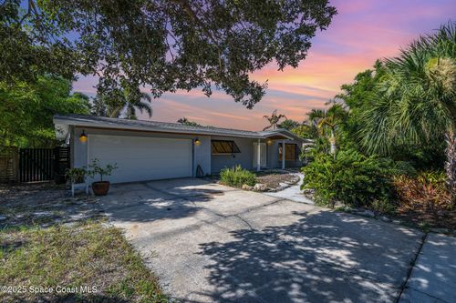 1115 Pinetree Dr, Indian Harbour Beach, FL, 32937-4114 | Card Image