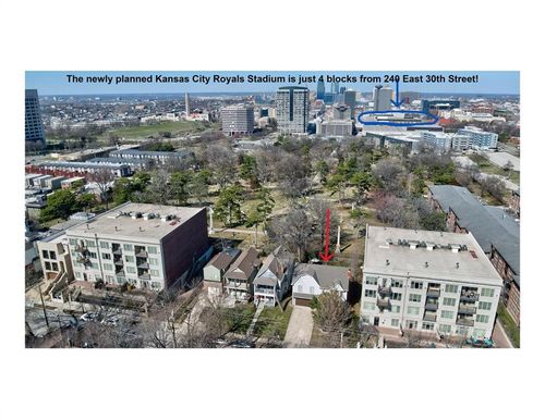 240 E 30th St, Kansas City, MO, 64108-3213 | Card Image