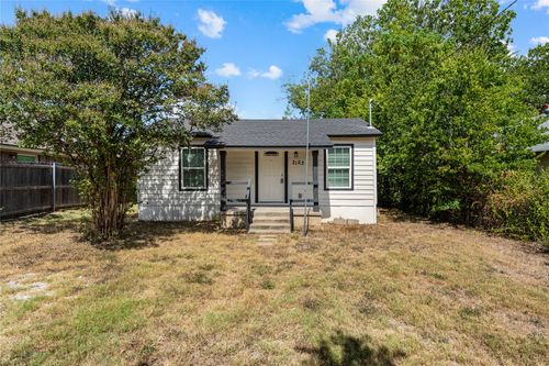 2123 Burnett Ave, Waco, TX, 76706-2711 | Card Image