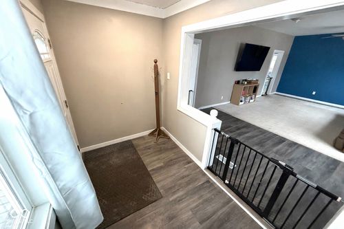 1810 E Elmore St, Crawfordsville, IN, 47933-3125 | Card Image