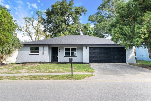 8525 Briar Patch Dr, PORT RICHEY, FL, 34668-1204 | Card Image