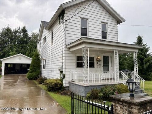 426 13th Ave, Scranton, PA, 18504-2202 | Card Image