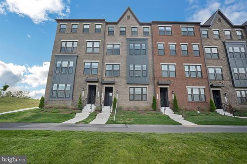 22528 Wilson View Ter, ASHBURN, VA, 20148-7733 | Card Image