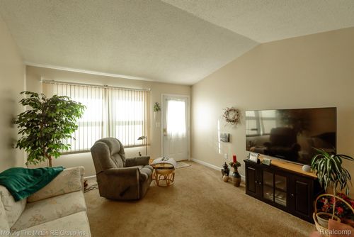 14-446 Stonehaven Ct, Milan, MI, 48160-1663 | Card Image