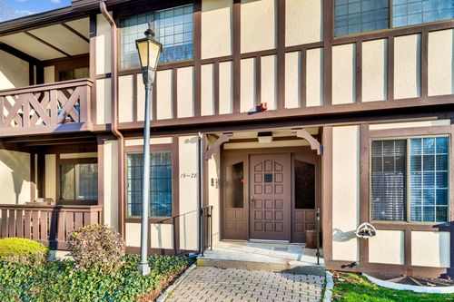 unit-20-125 Warner Hill Rd, Stratford, CT, 06614-1434 | Card Image