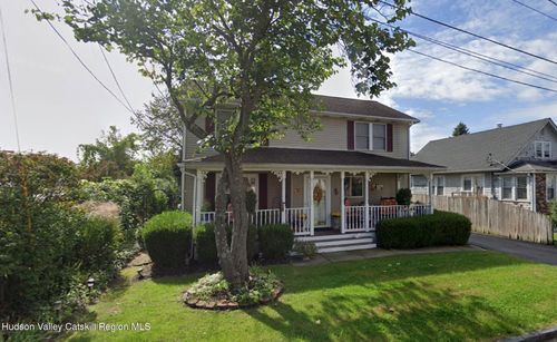 11 Lay St, Kingston, NY, 12401-1717 | Card Image