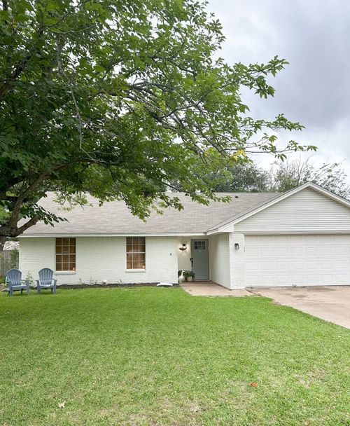 102 Bryn Mawr Ln, Waxahachie, TX, 75165-2128 | Card Image