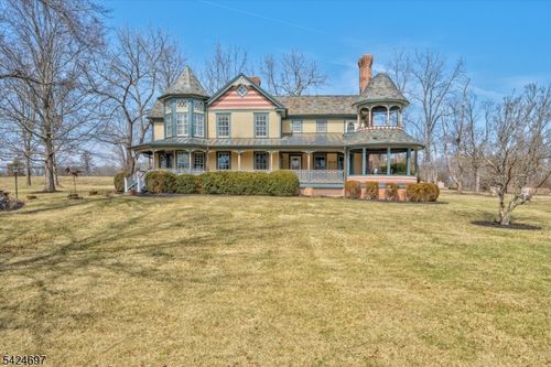 1905 E River Rd, Bedminster, NJ, 07921-2759 | Card Image