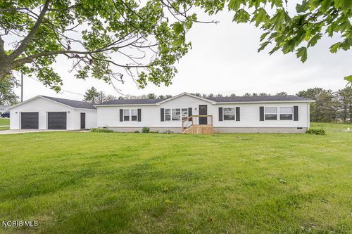 17830 County Road C, Wauseon, OH, 43567-9464 | Card Image