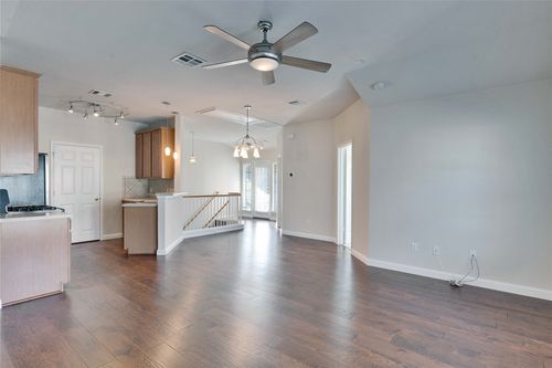 apt-2701-1900 Scofield Ridge Pkwy, Austin, TX, 78727-1610 | Card Image