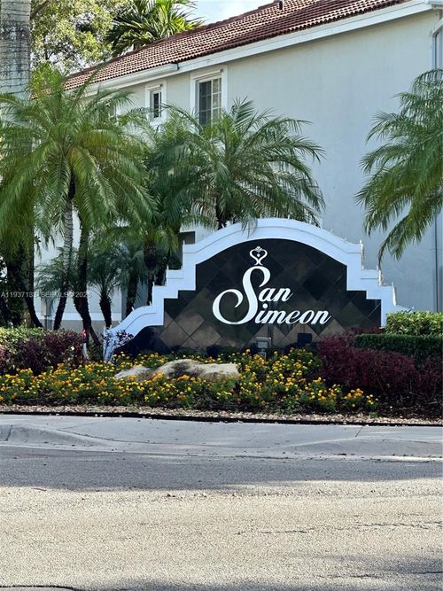 3920-3920 San Simeon Ln, Weston, FL, 33331-5058 | Card Image