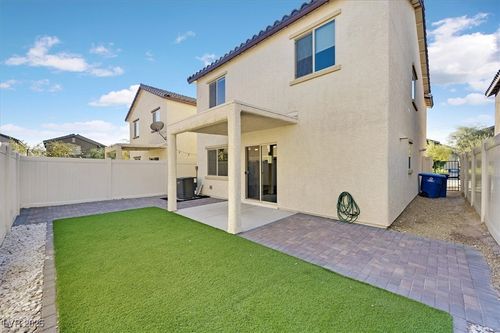 2212 Langmore Street, Las Vegas, NV, 89115 | Card Image