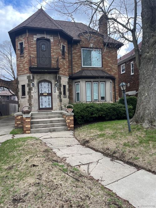 18016 Cherrylawn Street, Detroit, MI, 48221 | Card Image