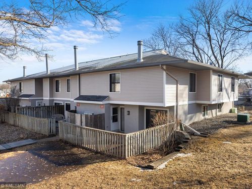 1218 Landmark Trail N, Hopkins, MN, 55343 | Card Image