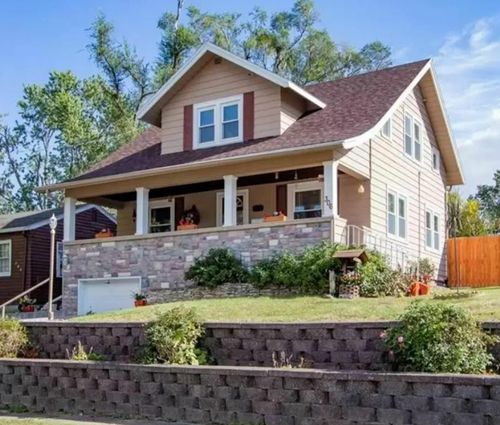 306 E 13th St N, Newton, IA, 50208-3407 | Card Image