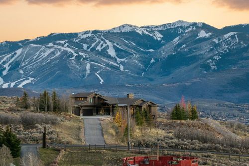 8833 Highfield Rd, Park City, UT, 84098-5665 | Card Image