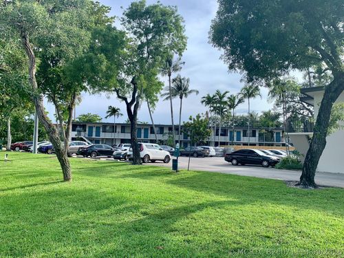 111-1901 N Andrews Ave, Wilton Manors, FL, 33311-3928 | Card Image